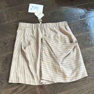 Brunello Cucinelli short silk skirt size 6 or 42 NWT